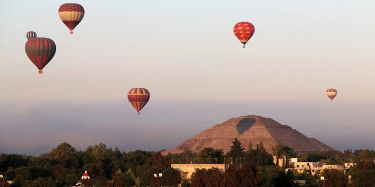 Hot air balloon over Teotihuacan pyramids view of main street Mexico City Canva Sectur Contours Travel