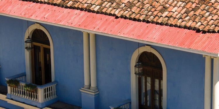 Nicaragua_Nicaraguan-trails_Granada_balcones
